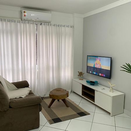 Apartamento Em Santos No Gonzaga Em Frente A Praia Экстерьер фото